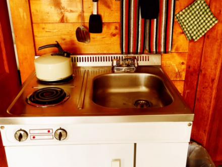 Retro Kitchenette at Barrington Cabin